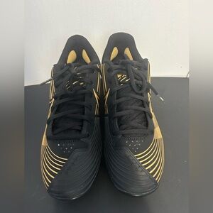 Nike Women’s Metal Lunar Hyperdiamond 3  Black/Gold Softball Cleats Size 9